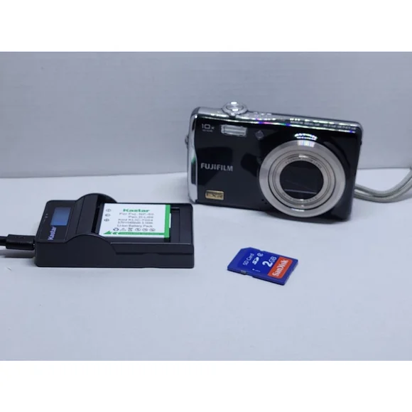 FujiFilm FinePix F72EXR F-5.50mm 10x Optical Zoom Digital Camera No. 9DA33692