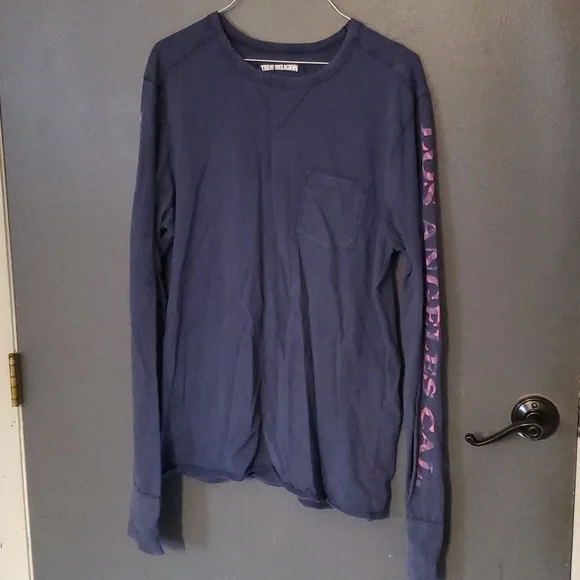True Religion size XL T