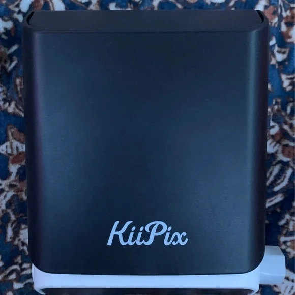 Hand held picture printer