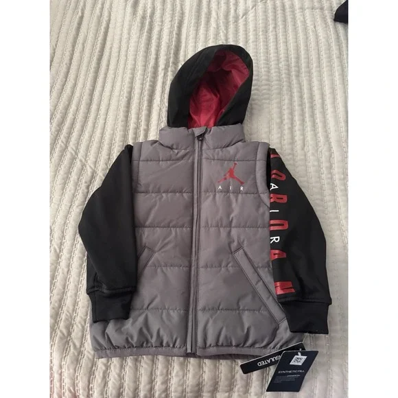 Jordan Toddler Boys Layered-Look Hooded Jacket Size 2T‎ Black,Gray, and Red NWT