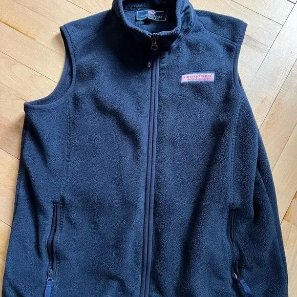 Vineyard Vines Blue Fleece Vest, size kids medium.