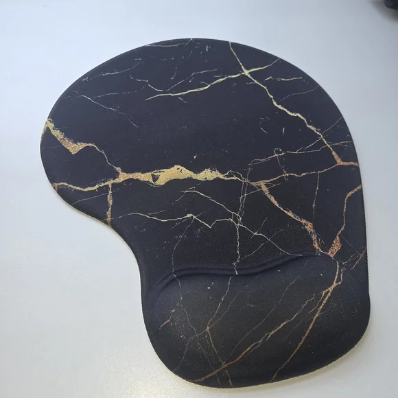 Black & Gold Marble Mouse Pad
