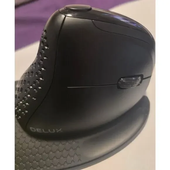Ergonomic Wireless Vertical Mouse