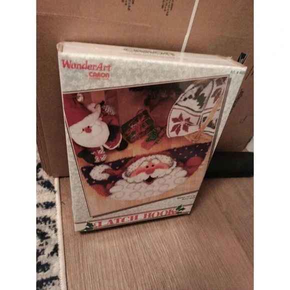 Wonder Art Caron Latch Hook Kit #4659 Kris Kringle Inside Mat 33