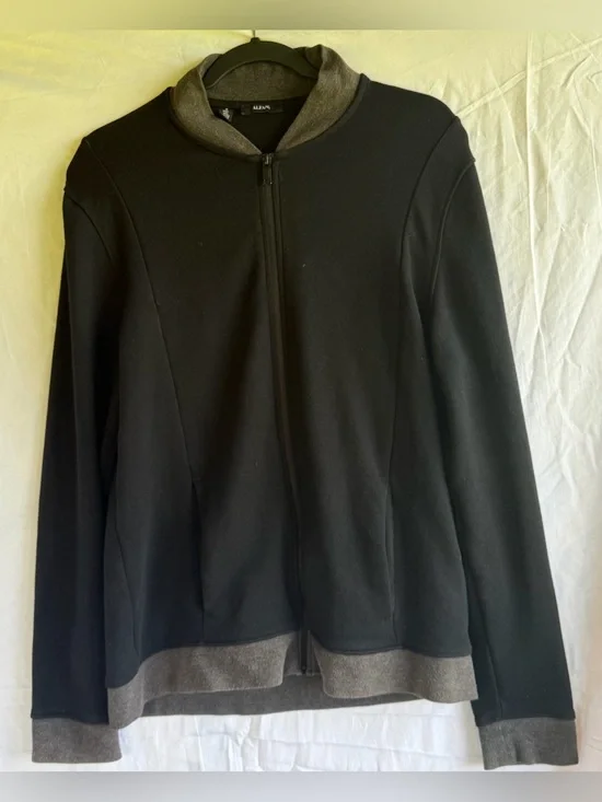 Alfani Black Pullover with Brown Trim Accents