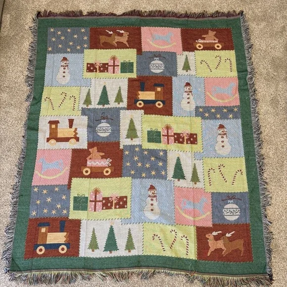 Martha Stewart Everyday Christmas Tapestry‎ light-weight Throw Blanket 59x50