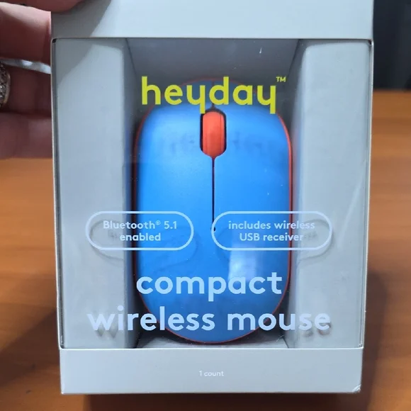 Heyday Wireless Mouse in Blue and Orange