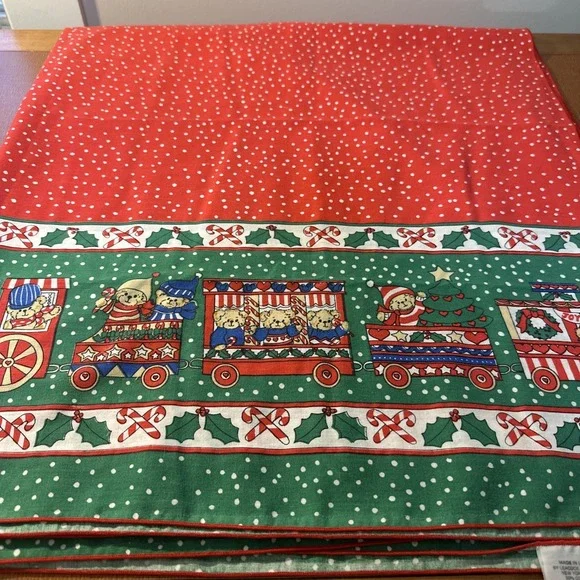 VINTAGE LEACOCK & CO. FUN CHRISTMAS TABLE CLOTH 58