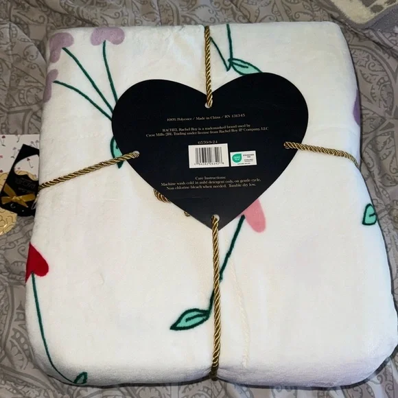 Rachel Roy Valentines Day Pink Heart Throw Blanket ♥️💜🩷