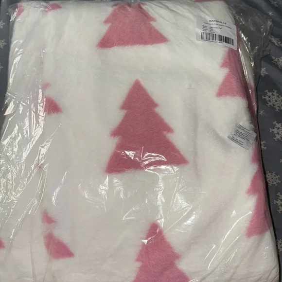 Rachel Zoe Faux Fur Pink Pastel Christmas Tree Blanket 50x70