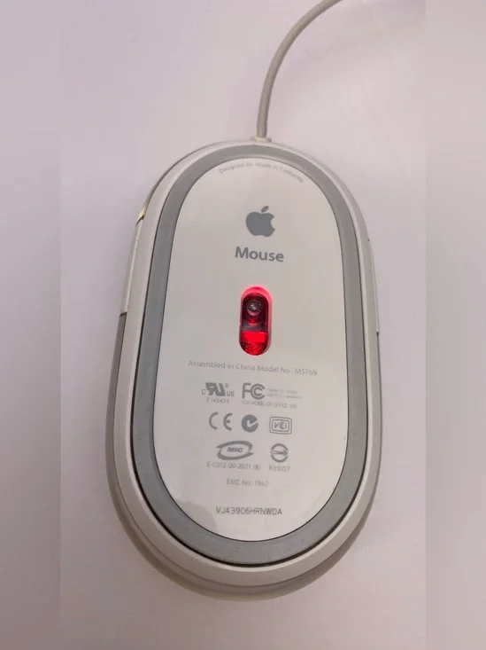 Genuine Apple Macintosh Pro Mouse M5769 White Solid USB Wired Optical Tested