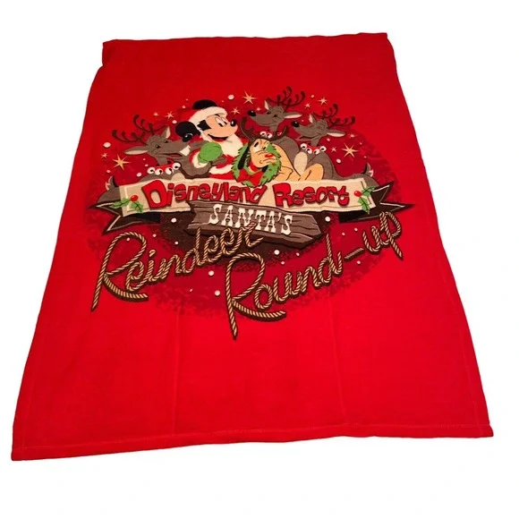 Disneyland Resort Christmas Santa's Reindeer Round-Up Blanket 36