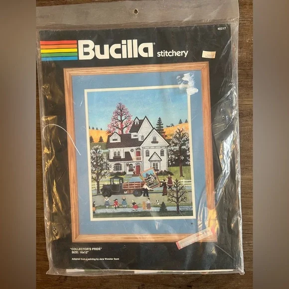 Bucilla 