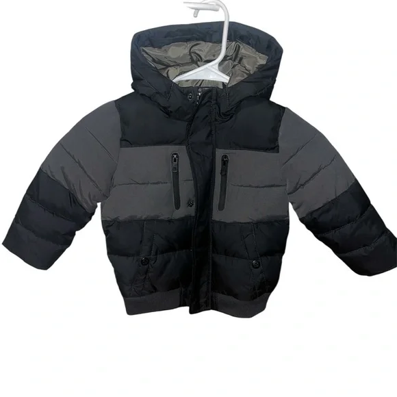 Zara Kids Black and Gray Puffer Jacket