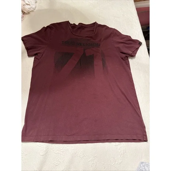 True religion extra large T-shirt Red Grunge !!