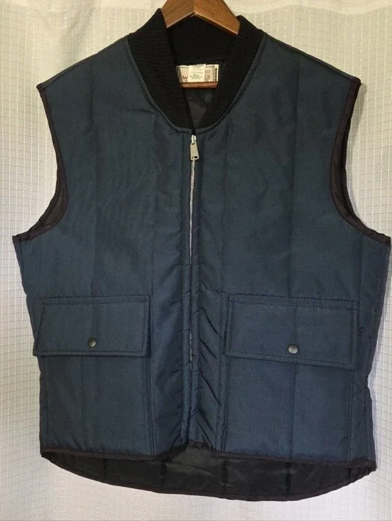 Vintage Woodfield Mens Vest Navy Size XL MADE IN USA Zipper Pockets