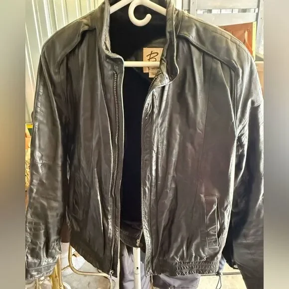 Vintage Berman's Men's Leather Jacket removable vest black Pockets Korea 38