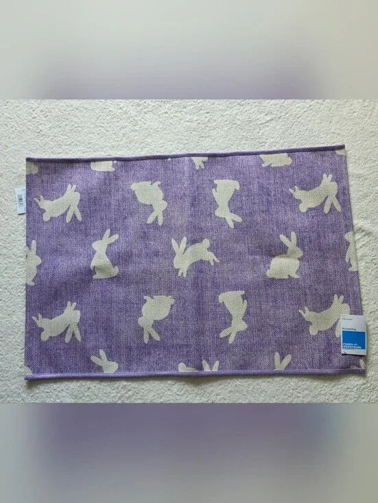 New Room Essentials Easter Bunnies Scatter Leaping Accent Rug Lilac 24