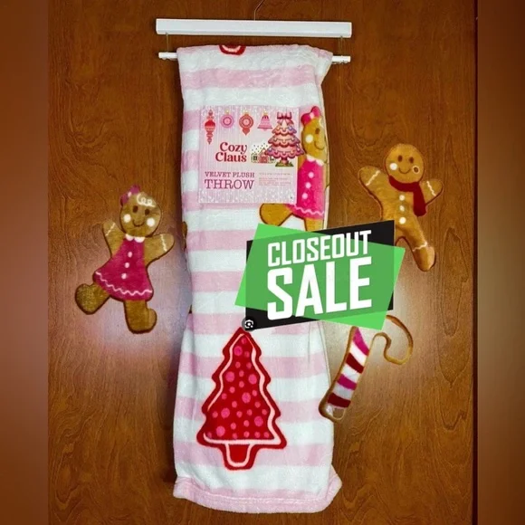 Gingerbread Boy Girl Christmas Tree Candy Cane Holiday Plush Throw 50x60 NEW NWT