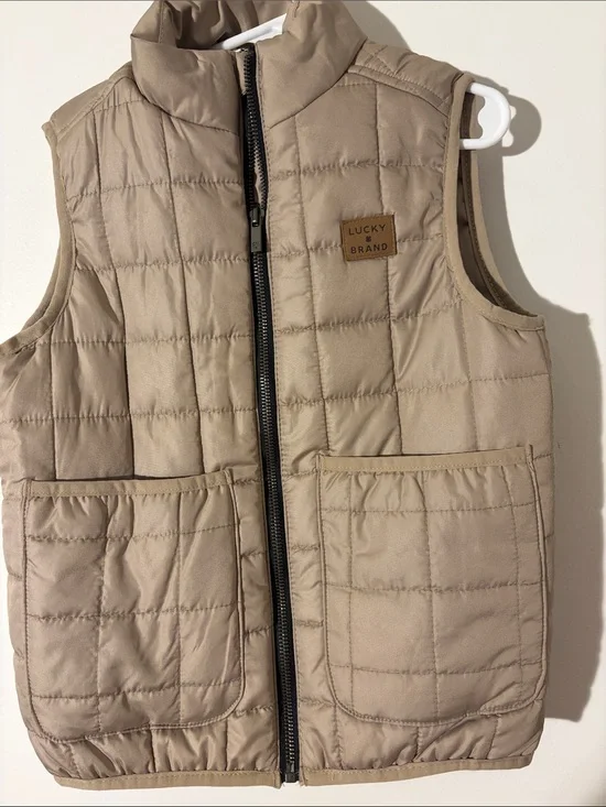 Lucky Brand Quilted Puffer Vest in Beige Taupe