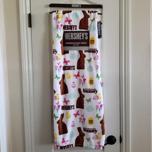 Hershey's Easter Bunny White Oversized Plush Throw Blanket 50x70 NWT