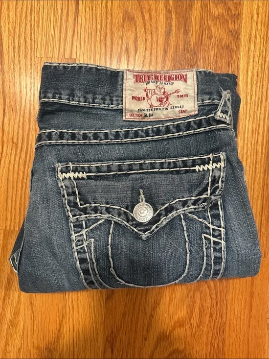 True Religion Men’s Straight Jeans in Washed Blue