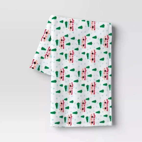 2023 Target Wondershop Holiday Plush Throw Blanket