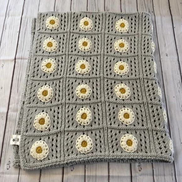 Shabby Chic‎ Crochet Daisy Throw Blanket Gray Yellow Flower Cottagecore 50x60