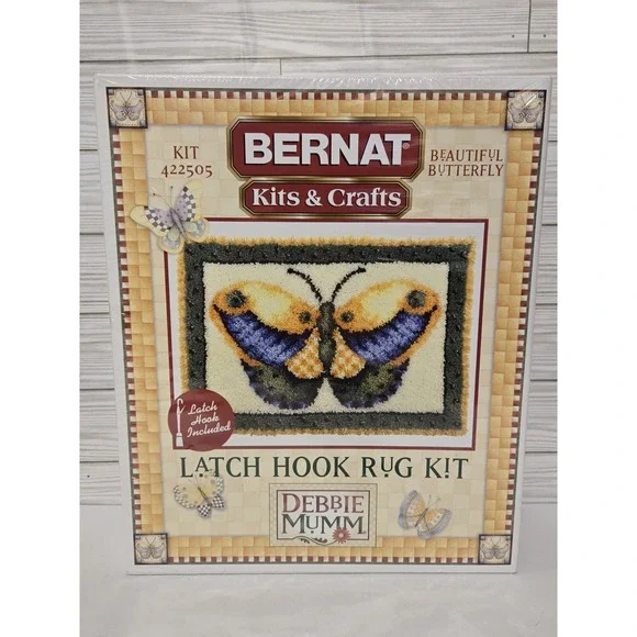 NEW Vintage Bernat Latch Hook Kit Debbie Mumm BEAUTIFUL BUTTERFLY 422505