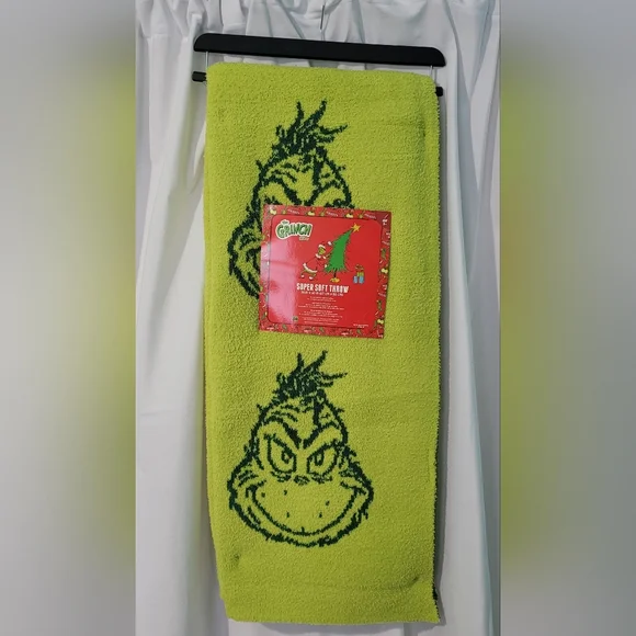 💚 Dr. Seuss The Grinch Throw Blanket 🎄