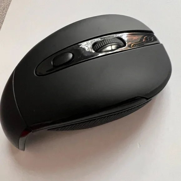 Sleek Black Foldable Wireless Mouse