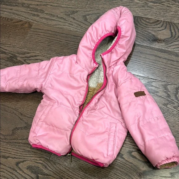 UGG koalaburra 2T double sided Pink Jacket with Tan Sherpa Lining