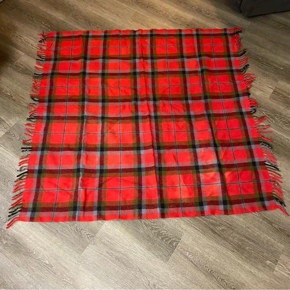VTG FARIBO 100% WOOL THROW BLANKET Faribault Woolen Mills USA Red Plaid 44x48”**