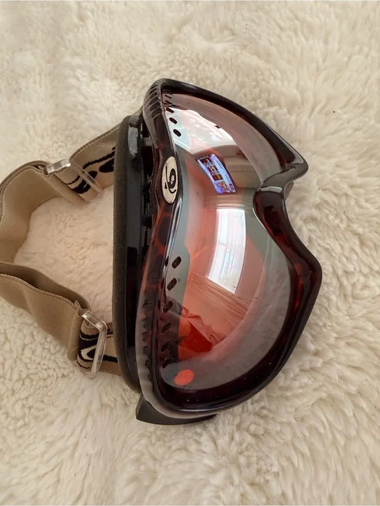 Oakley Snow Goggles with Red Lens and Beige Strap