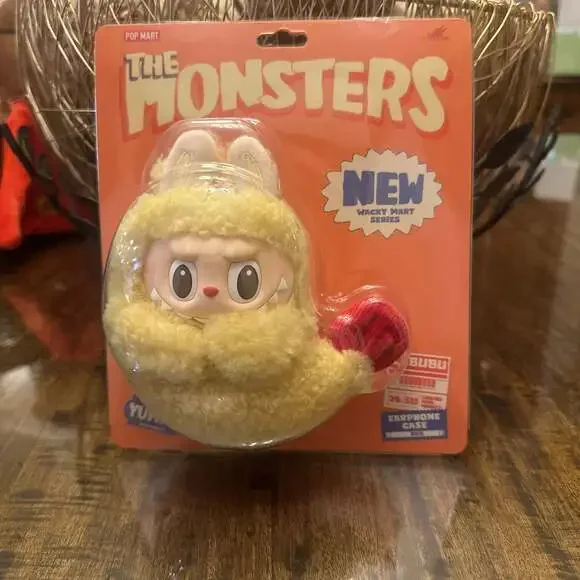 POP MART The Monsters Wacky Mart Series - Labubu Shrimp Tempura Earphone Case