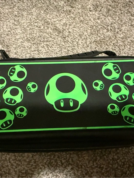 Portable Black and Green VR/Accessory Carry Case