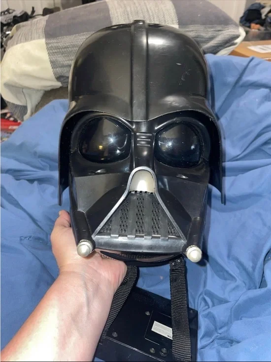 Star Wars Darth Vader Voice Changer Mask/Helmet - Black