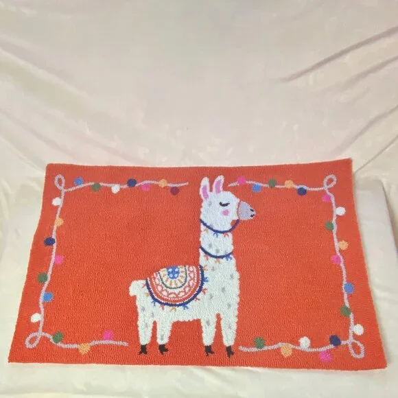 NWOT Hooked Rug with Festive Llama