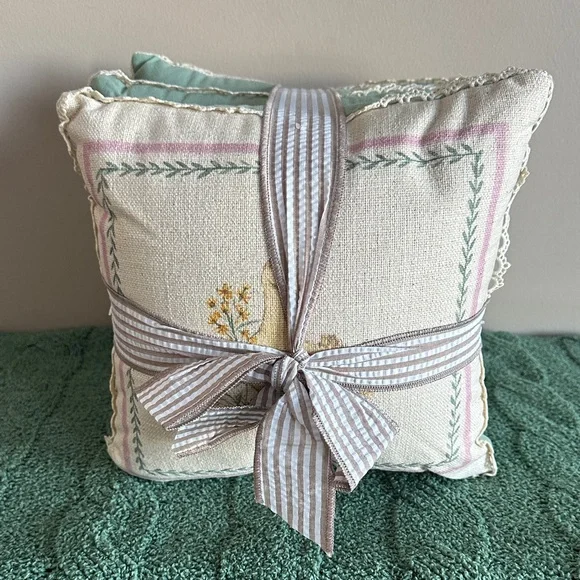 Lilian August French Farmhouse Easter 🐣 Bunny Duck Chick 🐥 Pillows Set of 3 NEW!