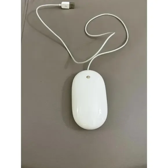 Apple Mighty Mouse A1152 USB Wired Optical Mouse White Vintage