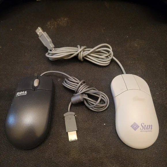 Sun Microsystems CrossbowUSB MOUSE & DELL IntelliMouse 1.2A USB MOUSE