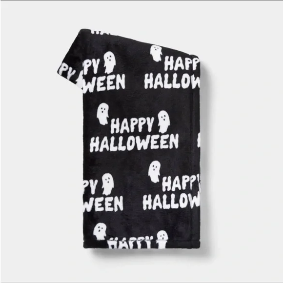 Hyde & Eek! Halloween Ghost Happy Halloween Plush Throw Blanket 2023 🎃