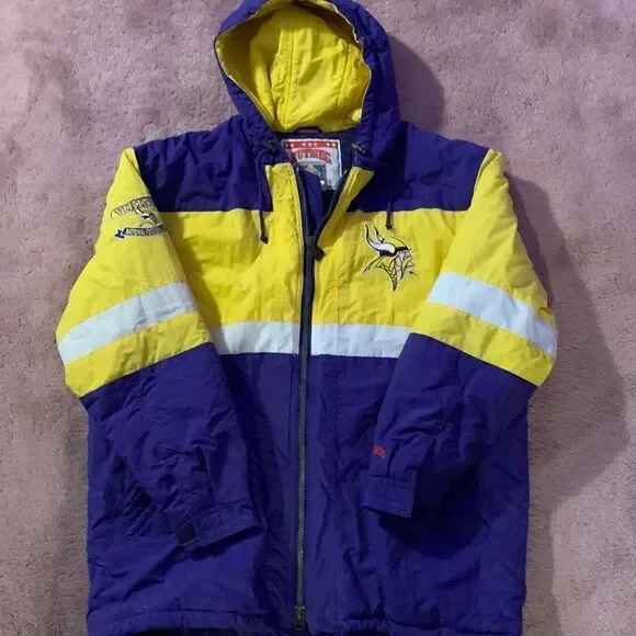 Vintage Nutmeg Minnesota‎ Vikings Puffer Jacket