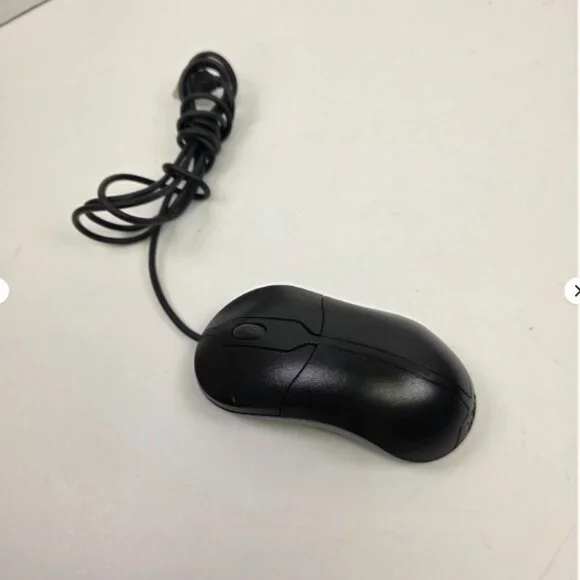 DELL OPTICAL USB MOUSE WIRED BLACK SCROLL WHEEL 2 BUTTON MOC5U0