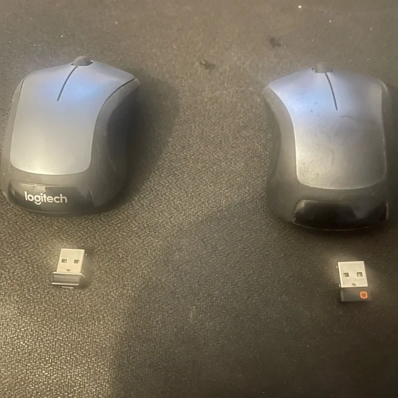 2 Logitech 910-001675 Wireless Standard Mouse