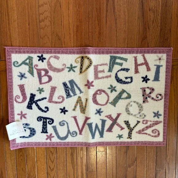 Target HOME Accent Rug 2000 Y2K 21