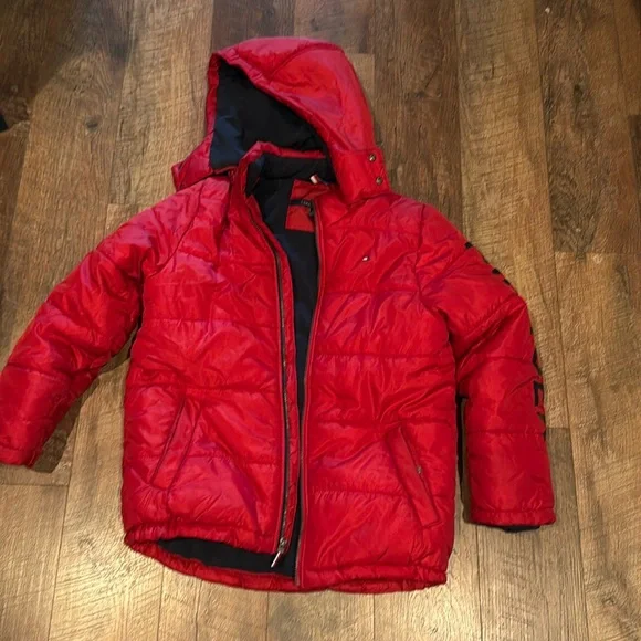 BOYS RED TOMMY HILFIGER PUFFER JACKET