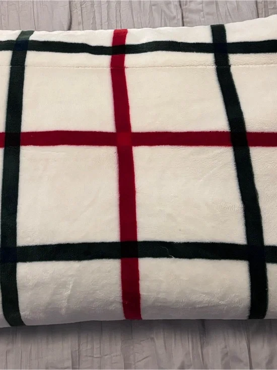 Cozy White Plush Throw Blanket with Red and Green Plaid