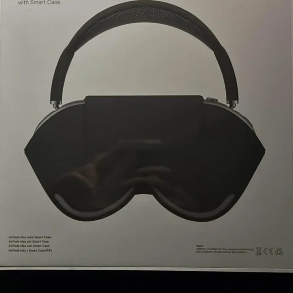 Apple Black VR AR Case with Ergonomic Design