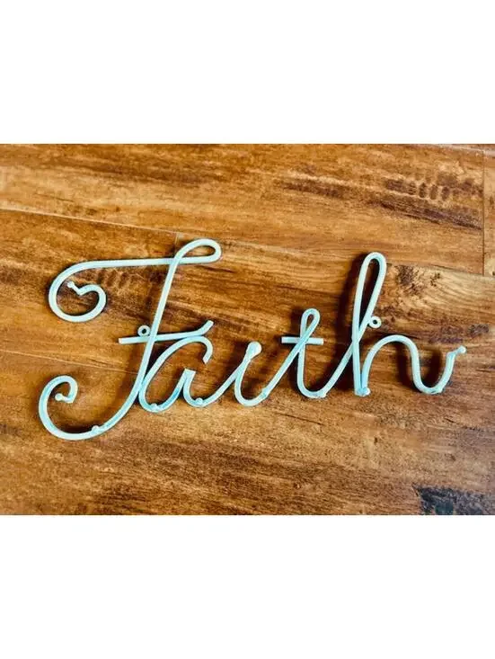 White Metal Wall Hanging Decor 'Faith' Script